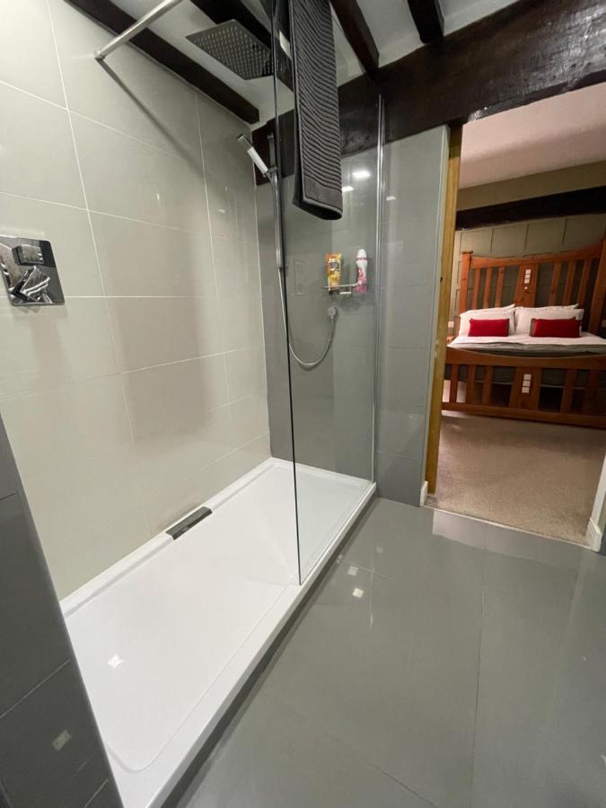 Spacious, Luxury Town Centre Granary Conversion Stamford Exterior photo