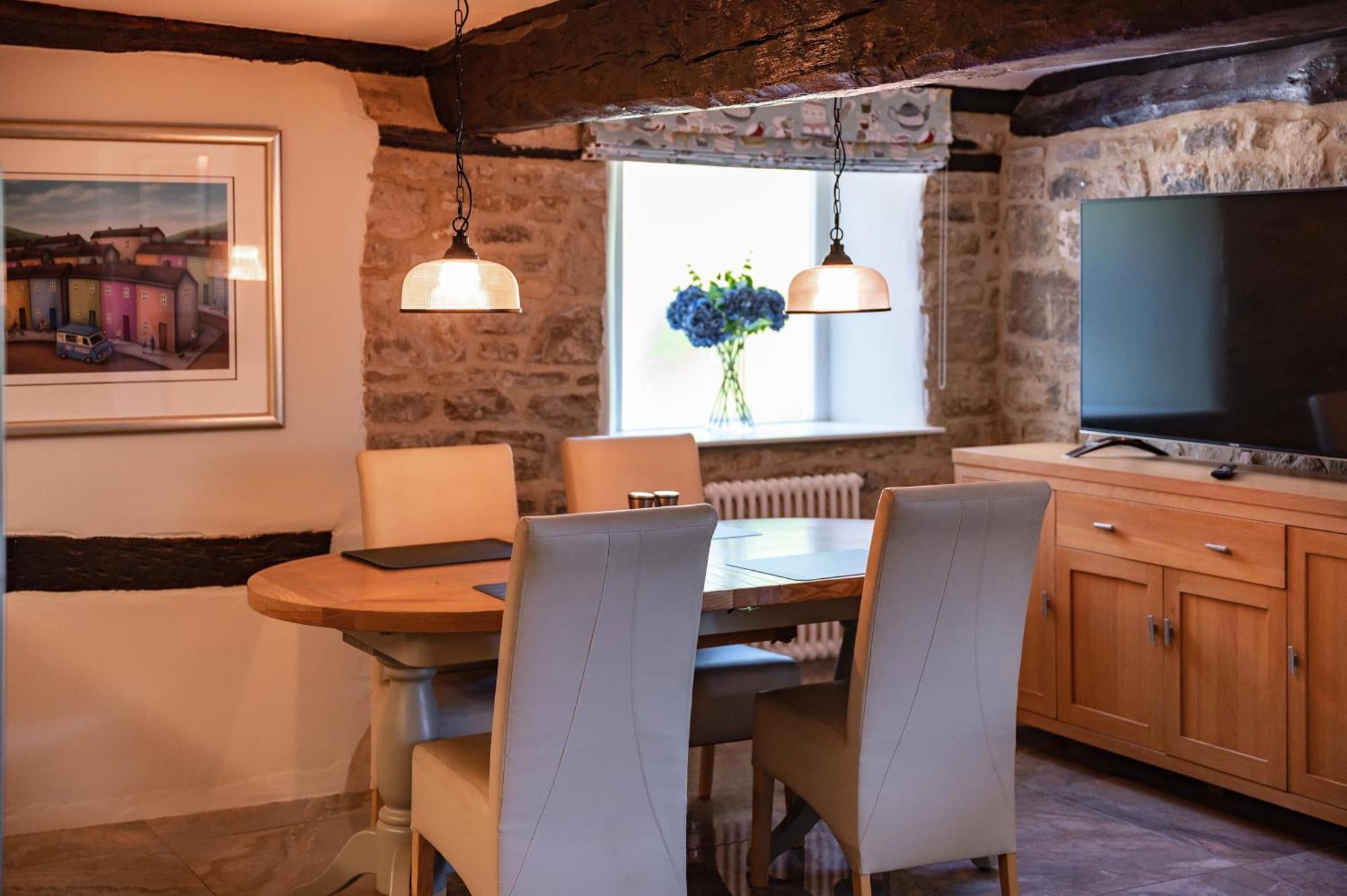 Spacious, Luxury Town Centre Granary Conversion Stamford Exterior photo