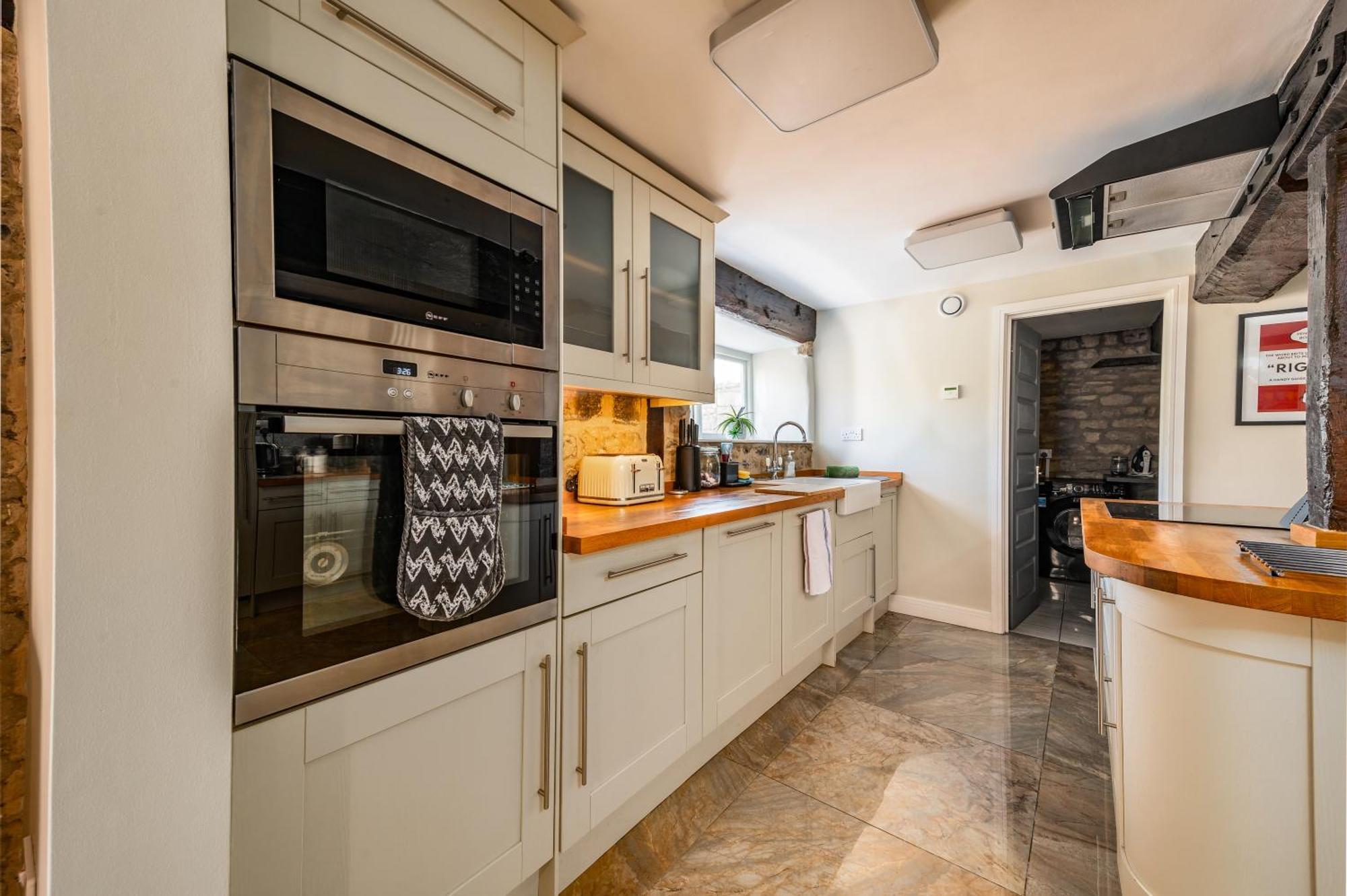 Spacious, Luxury Town Centre Granary Conversion Stamford Exterior photo